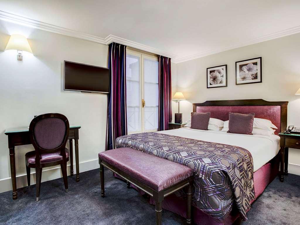 Royal Saint Honore Louvre Paris