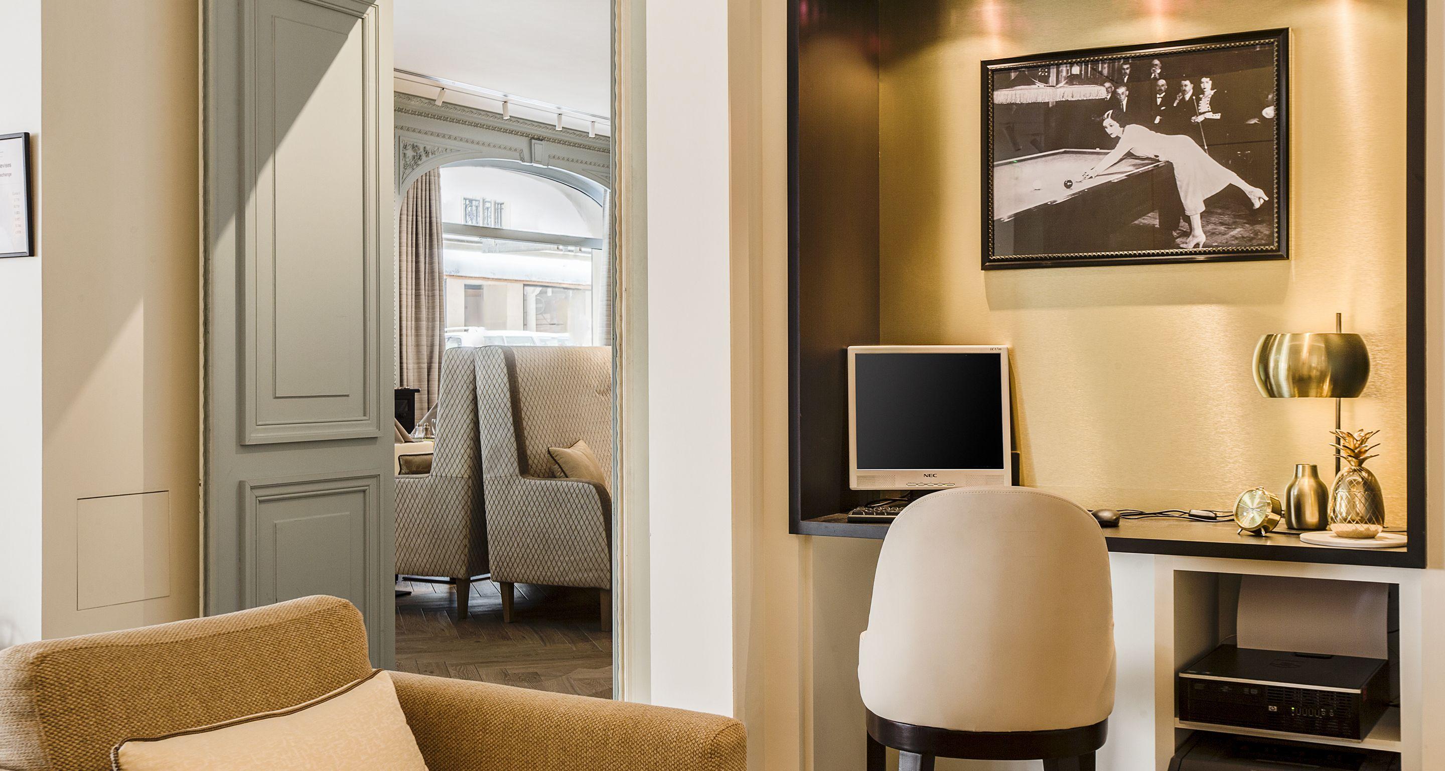 Royal Saint Honore Louvre Hotel