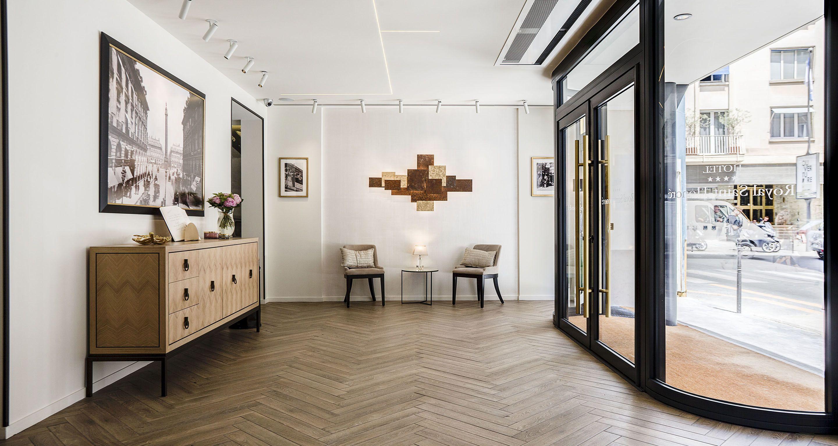 Royal Saint Honore Louvre 4*