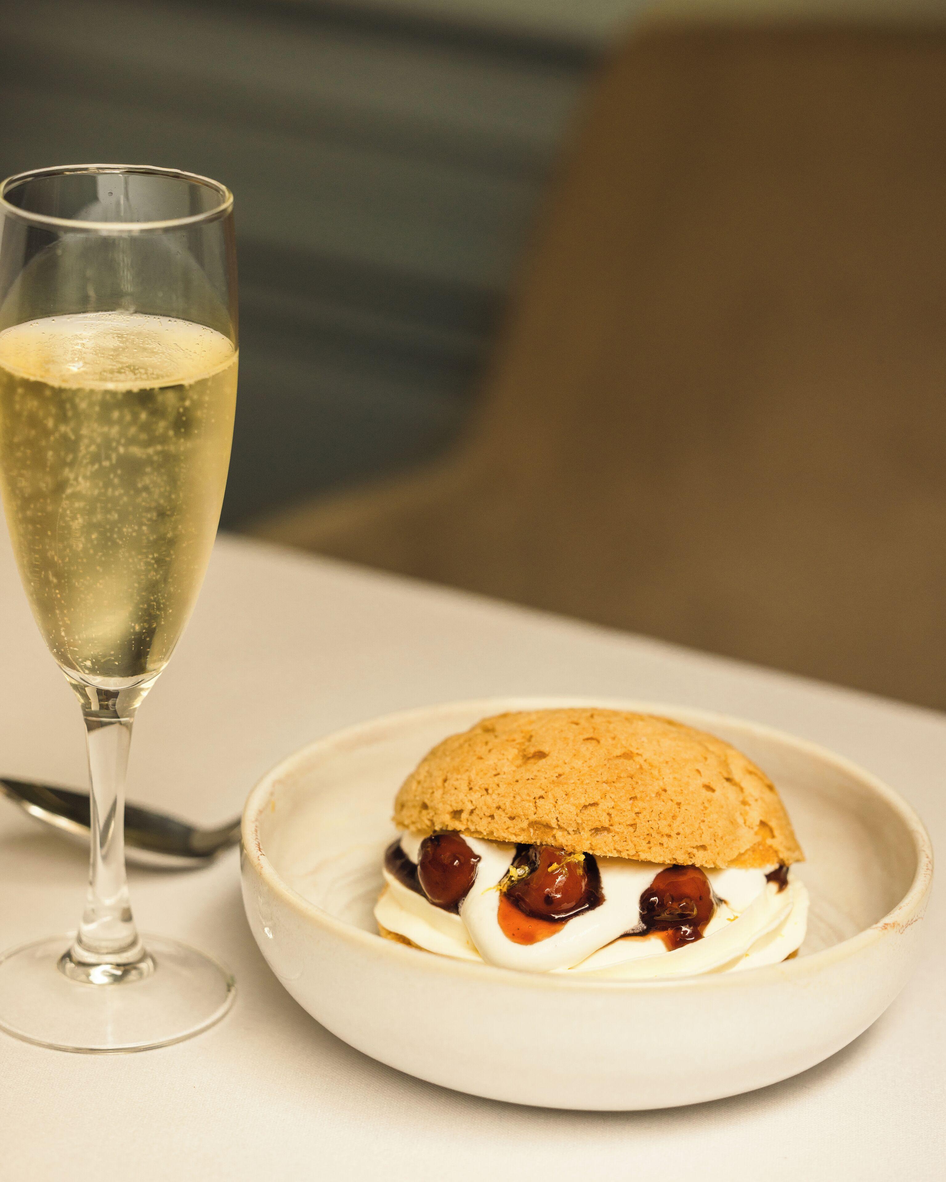 Royal Saint Honore Louvre 4*