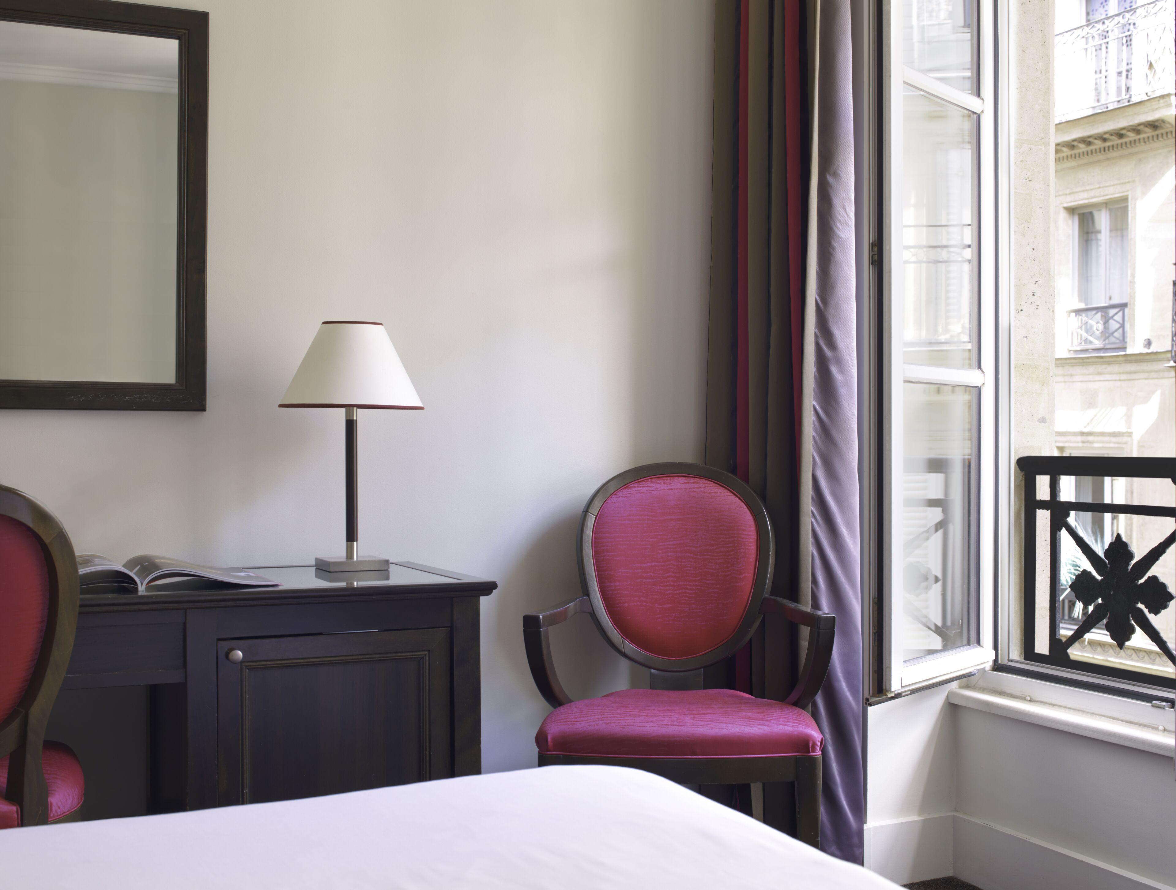 Hotel Royal Saint Honore Louvre 4*